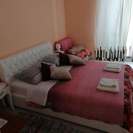Apartmani Rija 3 Pag Town Buitenkant foto