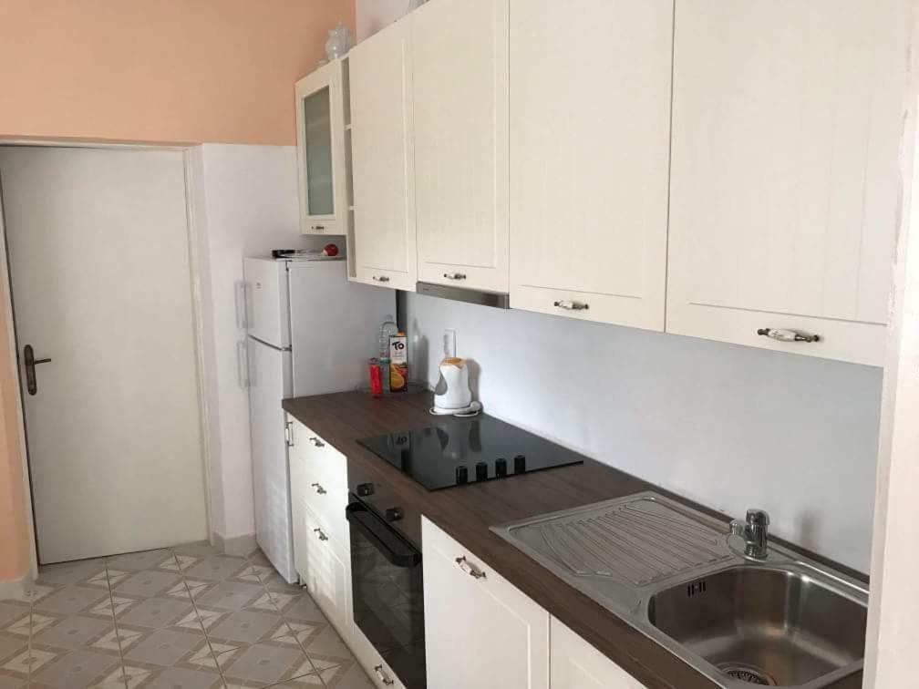 Apartmani Rija 3 Pag Town Buitenkant foto